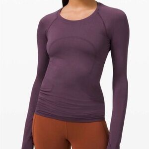 Dark Purple (Grape Thistle) Lululemon Swiftly Tech 2.0 LongSleeve Hip Length sz6
